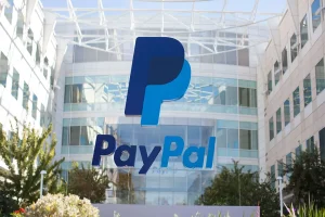آشنایی با پی پال (PayPal)